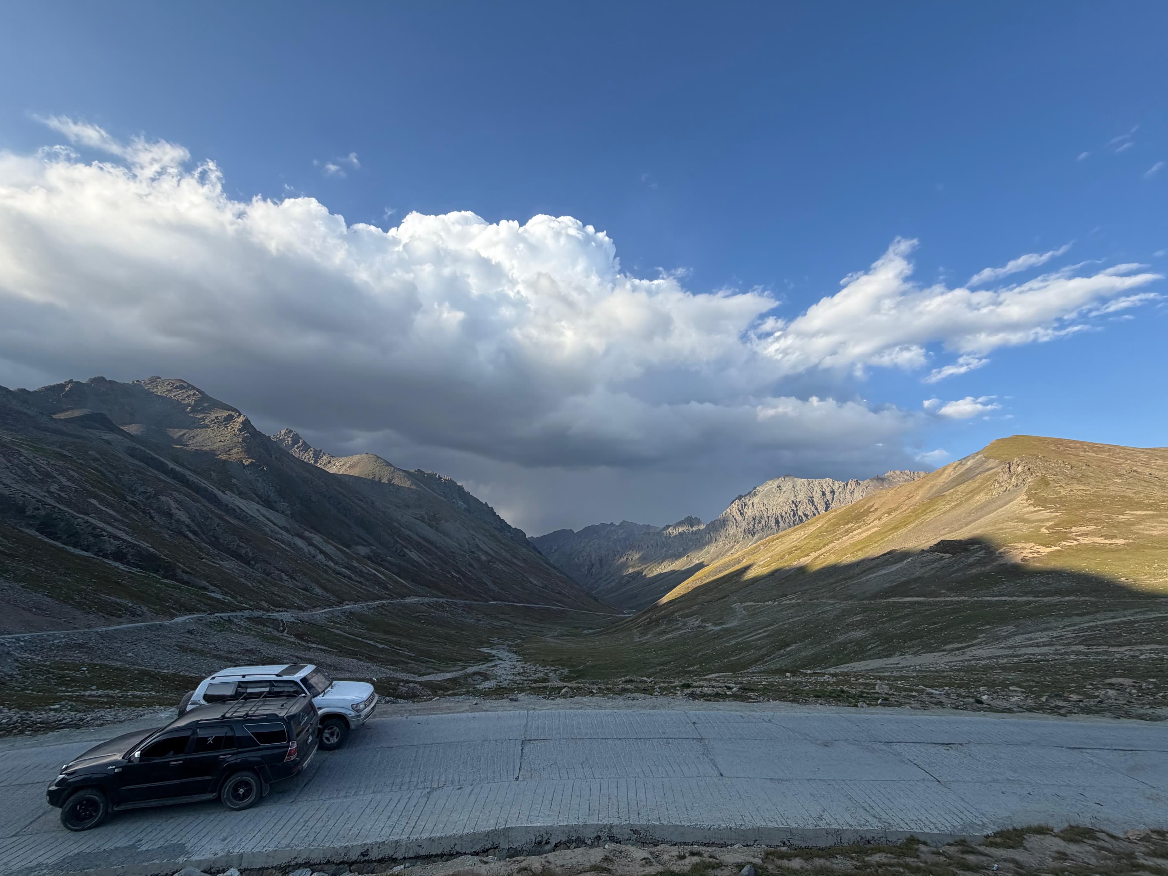 Babusar top, road climbing to the pass
